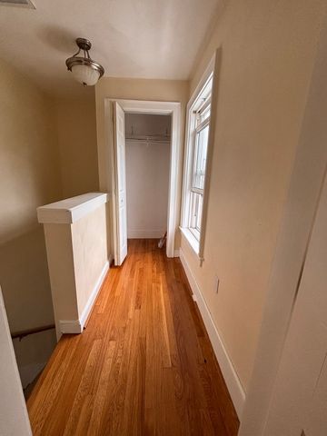 9 Ward St 3, Lynn, MA 01902
