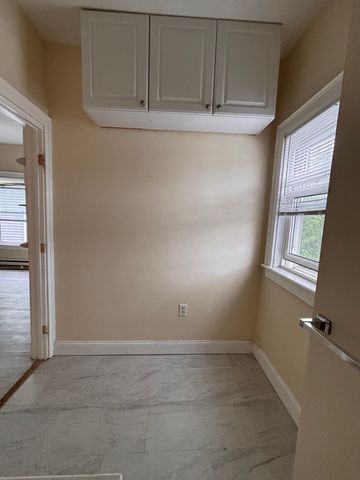 9 Ward St 3, Lynn, MA 01902