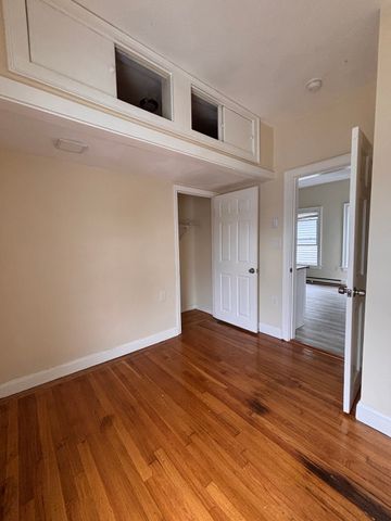 9 Ward St 3, Lynn, MA 01902