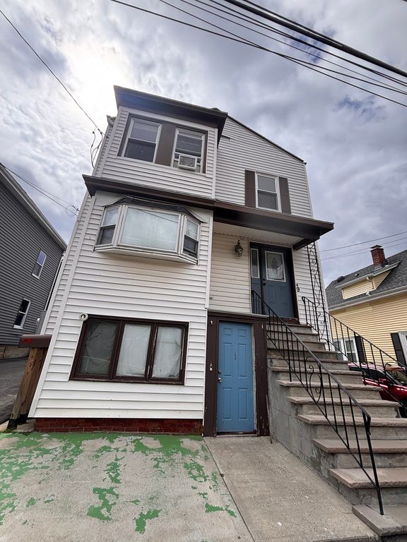 9 Ward St 3, Lynn, MA 01902