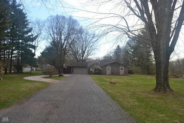 1111 W 400 N, Greenfield, IN 46140