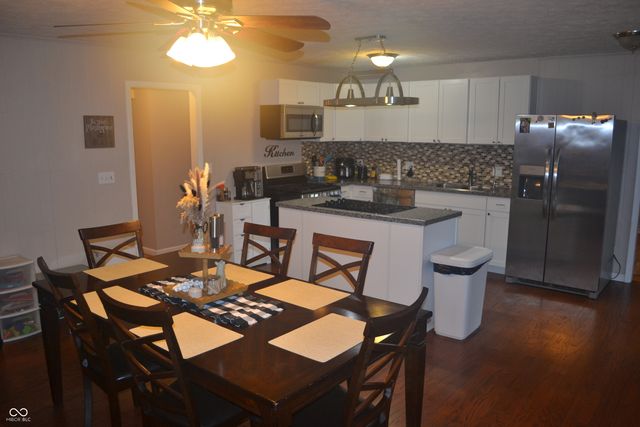 1111 W 400 N, Greenfield, IN 46140