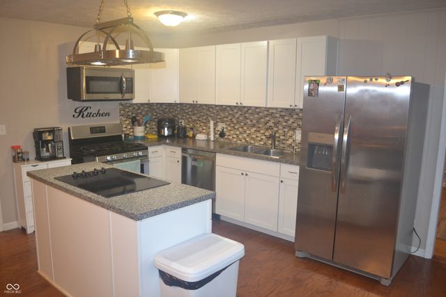 1111 W 400 N, Greenfield, IN 46140