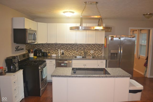 1111 W 400 N, Greenfield, IN 46140