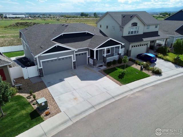 1829 Holloway Dr, Windsor, CO 80550