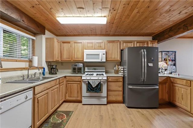 215 Dunn Mill Creek rd, Blue Ridge, GA 30513