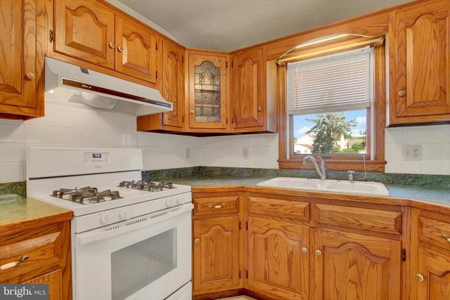 611 SOUTH ST, Mcsherrystown, PA 17344