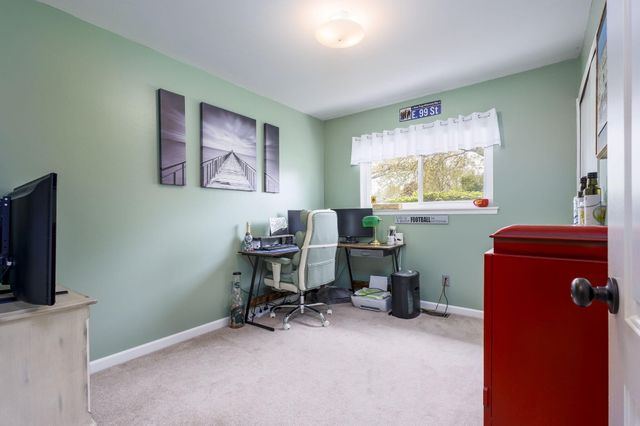 2458 Milverton Road, Troy, MI 48083