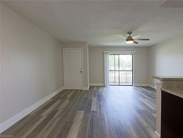 5303 Summerlin RD 315, Fort Myers, FL 33919