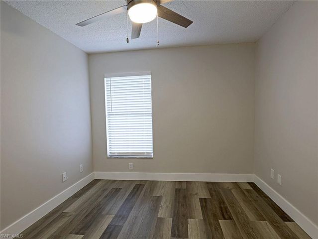 5303 Summerlin RD 315, Fort Myers, FL 33919