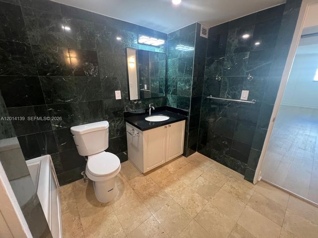 19390 Collins Ave 402, Sunny Isles Beach, FL 33160