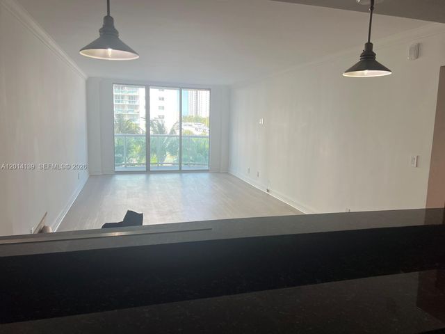 19390 Collins Ave 402, Sunny Isles Beach, FL 33160