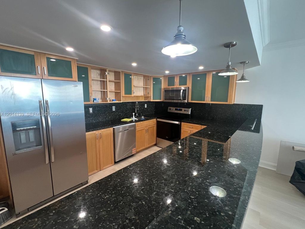 19390 Collins Ave 402, Sunny Isles Beach, FL 33160