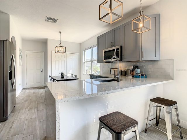 223 KNOLLWOOD DRIVE, Davenport, FL 33837