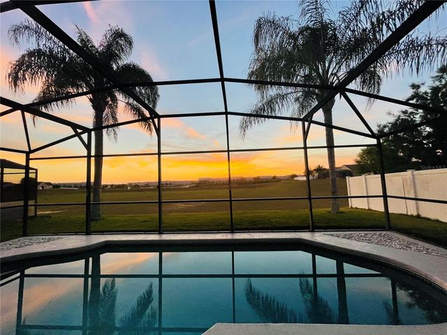 223 KNOLLWOOD DRIVE, Davenport, FL 33837