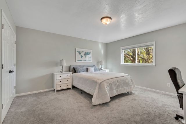 2587 SILVER CREEK DR, Riverton, UT 84065