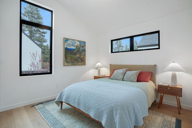 641 NE Marshall Avenue, Bend, OR 97701