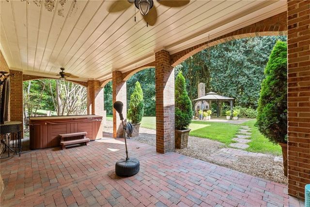 1885 Lake Warner Road, Gainesville, GA 30501