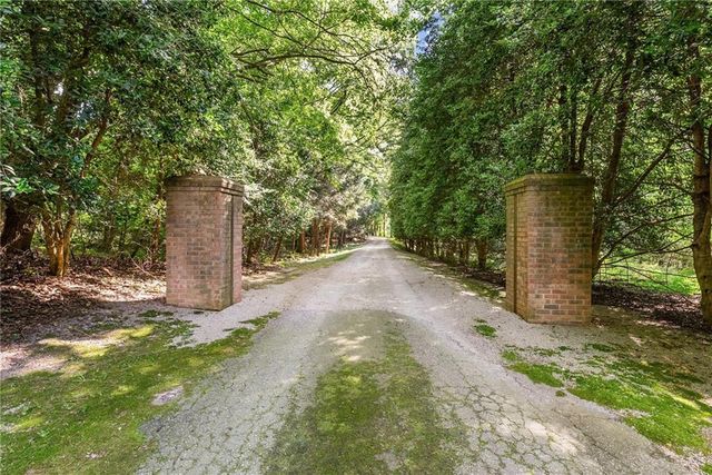 1885 Lake Warner Road, Gainesville, GA 30501