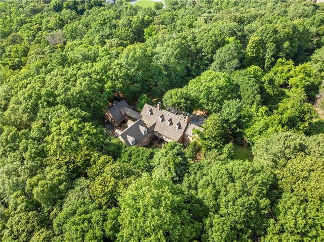 1885 Lake Warner Road, Gainesville, GA 30501