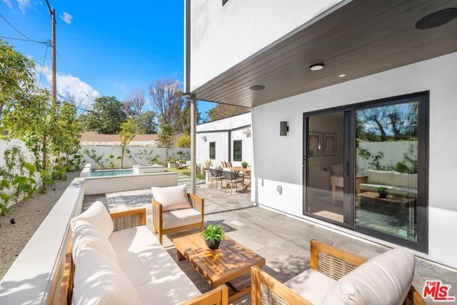 4557 Camellia Avenue, Studio City (los Angeles), CA 91602