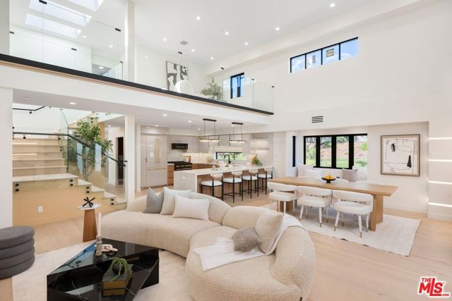 4557 Camellia Avenue, Studio City (los Angeles), CA 91602