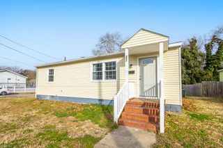 401 Settlers Landing RD, Hampton, VA 23669