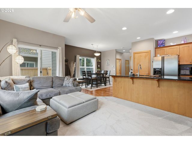 1952 Nw YOHN RANCH Dr, Mc Minnville, OR 97128