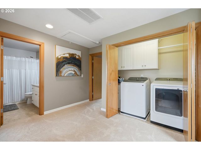 1952 Nw YOHN RANCH Dr, Mc Minnville, OR 97128