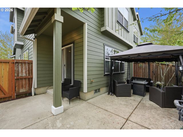 1952 Nw YOHN RANCH Dr, Mc Minnville, OR 97128