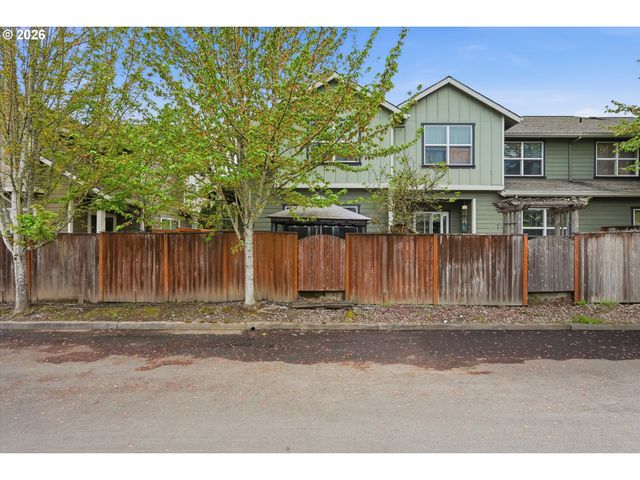 1952 Nw YOHN RANCH Dr, Mc Minnville, OR 97128