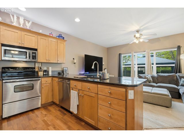 1952 Nw YOHN RANCH Dr, Mc Minnville, OR 97128