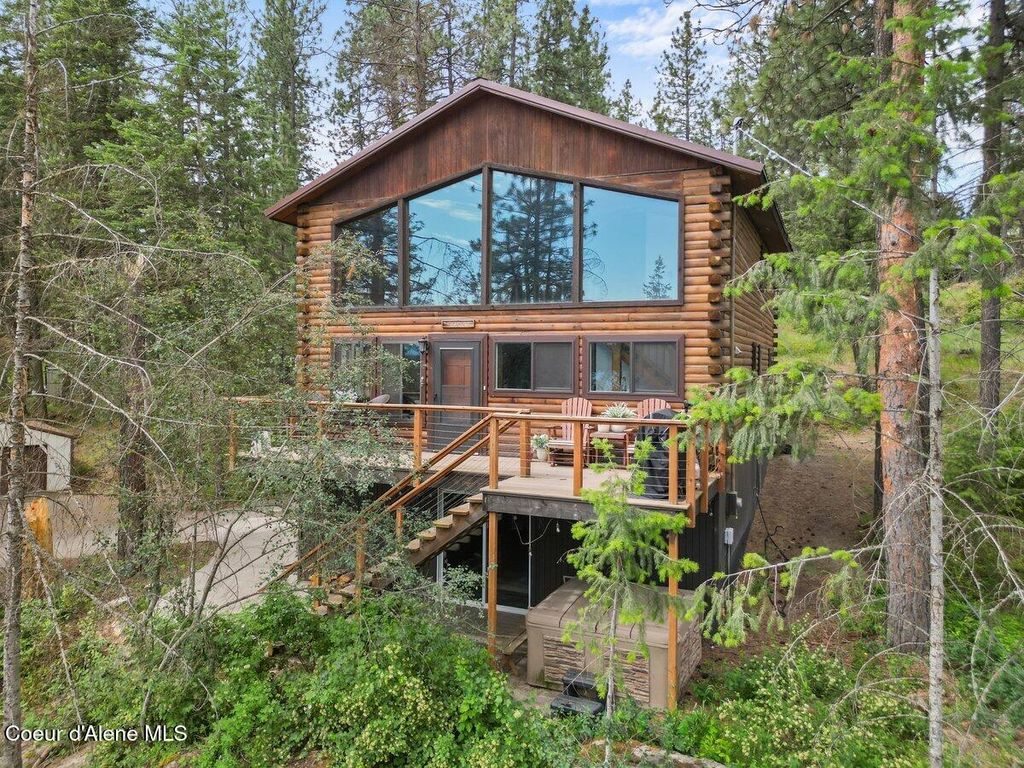 11590 W Riverview Drive, Coeur D'alene, ID 83814