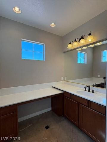 8572 Benidorm Avenue, Las Vegas, NV 89178