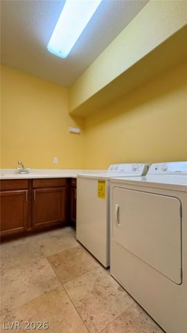 8572 Benidorm Avenue, Las Vegas, NV 89178
