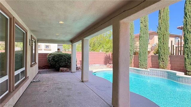 8572 Benidorm Avenue, Las Vegas, NV 89178