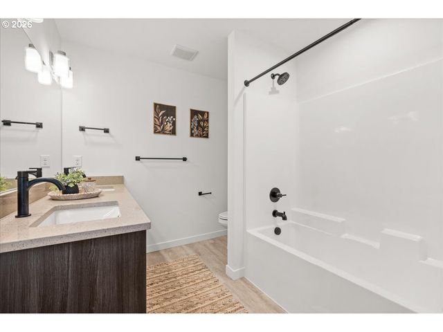 5008 Ne 113TH Loop, Vancouver, WA 98686