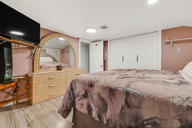 17822 Garland Avenue, Pledger, TX 77420