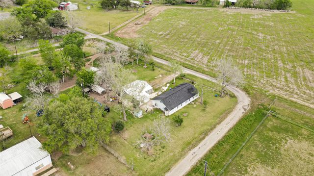 17822 Garland Avenue, Pledger, TX 77420