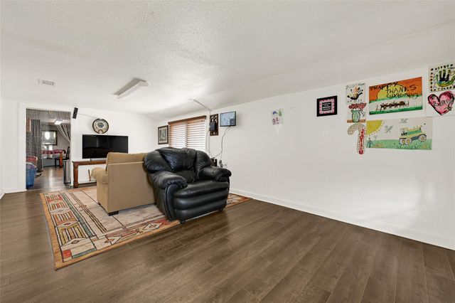 17822 Garland Avenue, Pledger, TX 77420