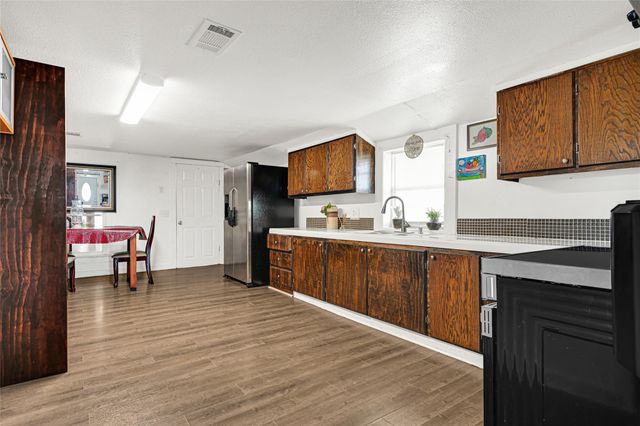 17822 Garland Avenue, Pledger, TX 77420