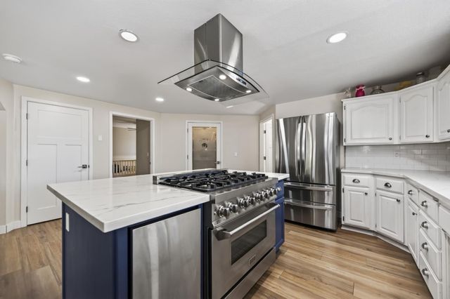 4900 Knottingham Rd, Diamond Springs, CA 95619