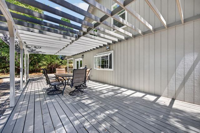 4900 Knottingham Rd, Diamond Springs, CA 95619