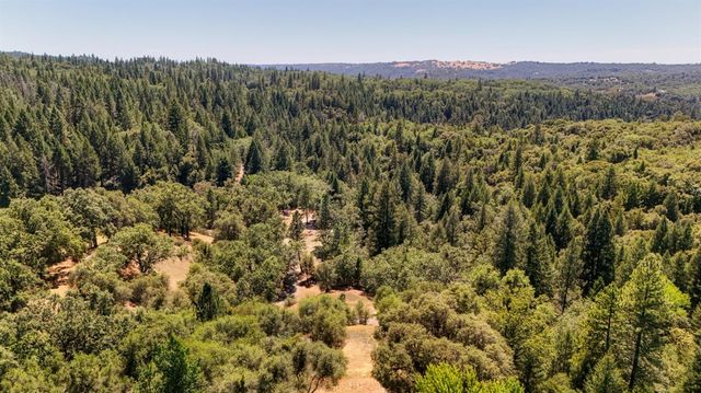 4900 Knottingham Rd, Diamond Springs, CA 95619