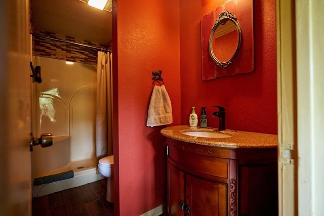 1 Kiawnie Circle Cove, Hardy, AR 72542