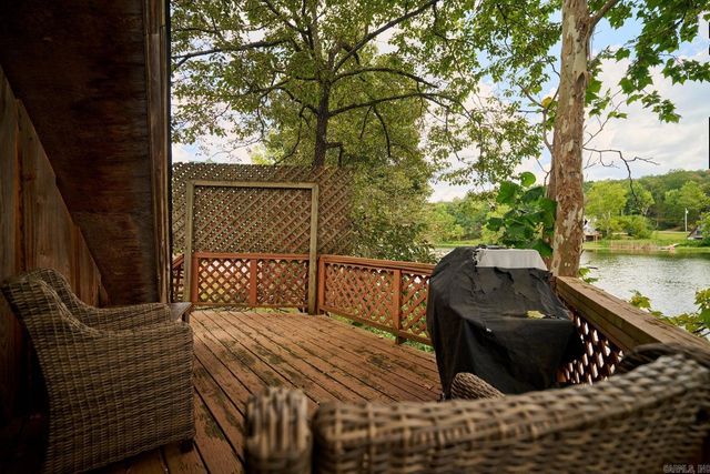 1 Kiawnie Circle Cove, Hardy, AR 72542