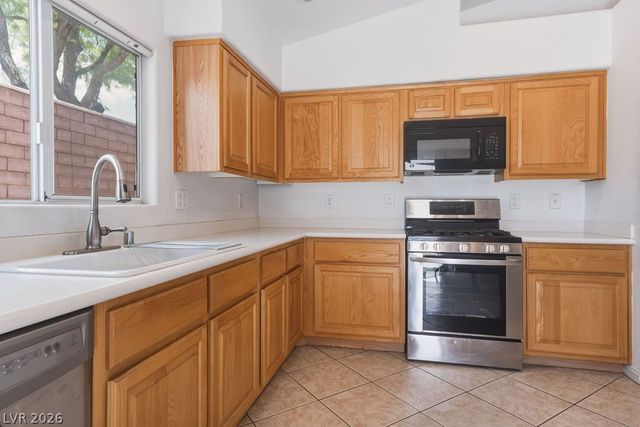 8594 Dyker Heights Avenue, Las Vegas, NV 89178