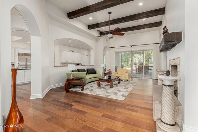 7002 E ASTER Drive, Scottsdale, AZ 85254