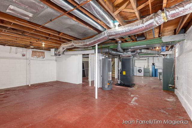 3031 S Rose Street, Kalamazoo, MI 49001