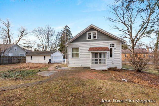 3031 S Rose Street, Kalamazoo, MI 49001